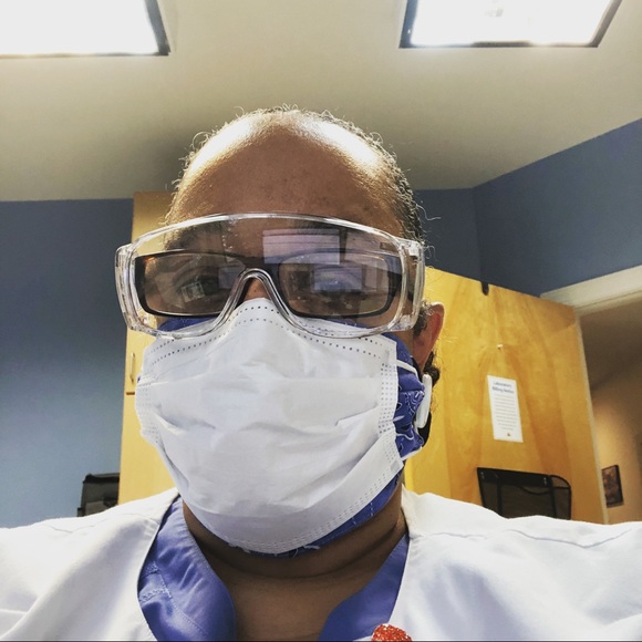 Meet your Posher - Picture 4 of 8